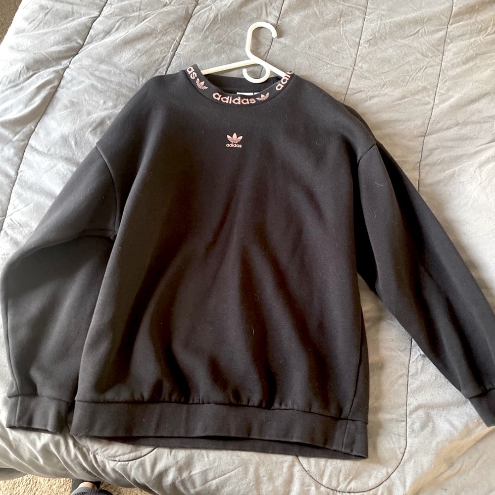 Adidas crewneck